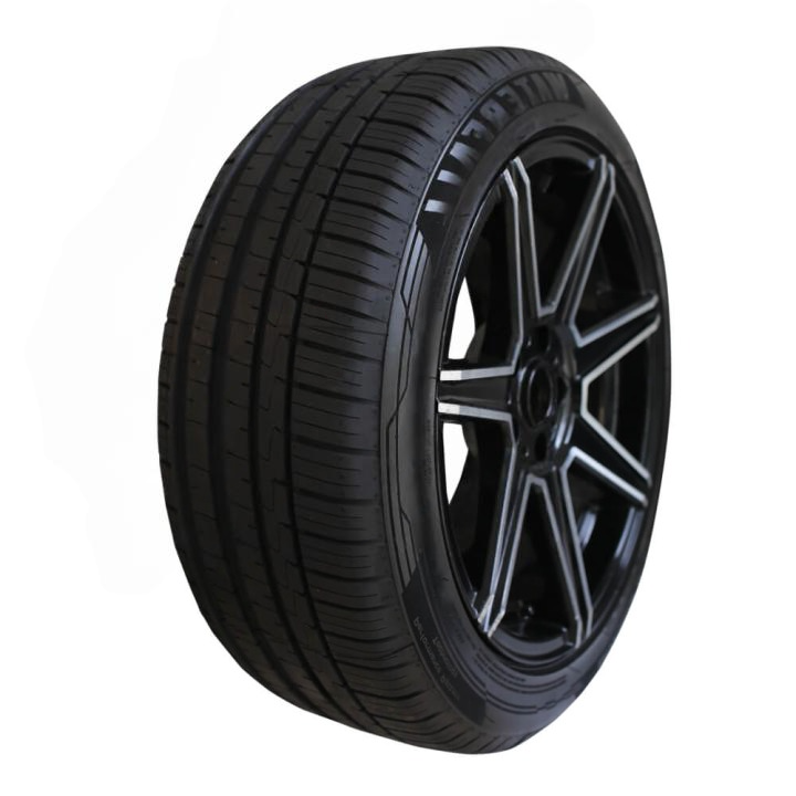 225/40R18 92W XL Unique UHP